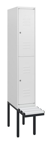C+P Doppelstöckiger Spind Classic PLUS, 1950x300x815mm, 9016/9016, Zylinderschlösser, mit Untergestell und schwebender Sitzfläche, 0803405-10 S10089