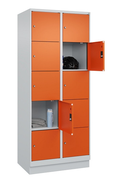 C+P Schließfachschrank Evolo PLUS, mit Sockel, 10 Fächer, 1950x800x500mm, 7035/2, 049020-225 S10002