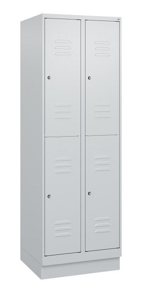 C+P Doppelstöckiger Spind Classic PLUS, Sockel, 2 Abteile, 1800x600x500mm, 7035/7035, Zylinderschlösser, 0803207-20 S10024