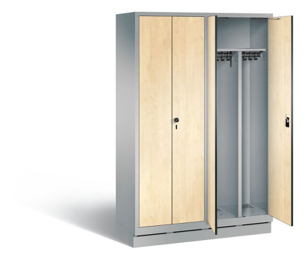 C+P Schwarz-Weiss-Spind Evolo, H1800xB1190xT500mm, Farbe: Weißaluminium / Dekor Donau-Ahorn, 48022-40 S10296