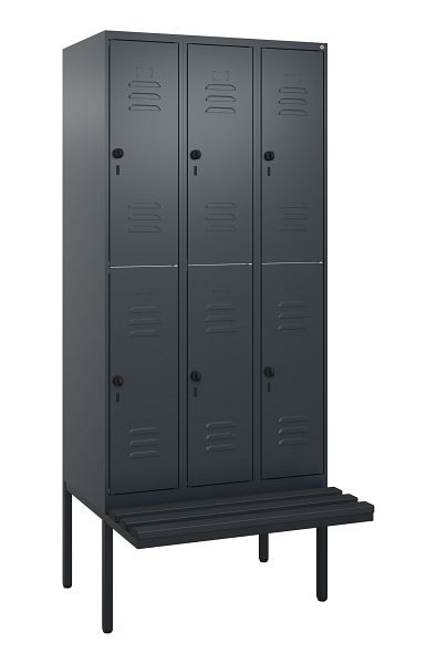 C+P Doppelstöckiger Spind Classic PLUS, 3 Abteile, 2120x900x815mm, 7016/7016, Drehriegel, mit Untergestell und schwebender Sitzfläche, 0803407-30 S10117