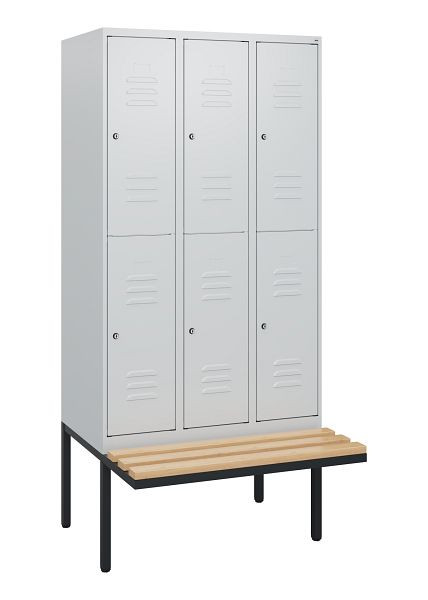 C+P Doppelstöckiger Spind Classic PLUS, 3 Abteile, 1950x900x815mm, 7035/7035, Zylinderschlösser, Buche-Sitzleisten, Sitzfläche, 0803405-30 S10039