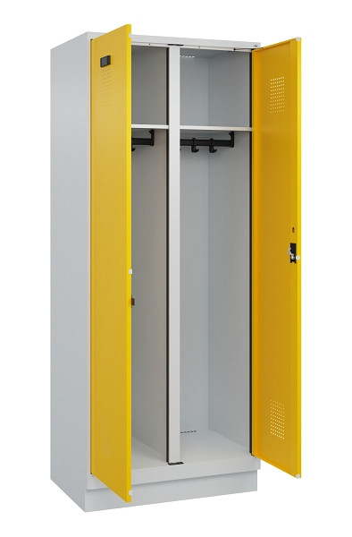 C+P Schwarz-Weiß-Spind Evolo PLUS, mit Sockel, 2 Abteile, 1950x800x500mm, 7035/1, Frontfarbe RAL 1023 Verkehrsgelb, Zylinderschloss, 049022-22 S10028