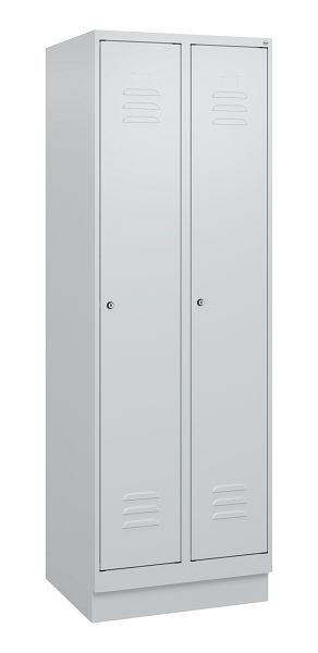 C+P Umkleidespind Classic PLUS mit Mitteltrennwand, Sockel, 2 Abteile, 1800x600x500mm, 7035/7035, Zylinderschlösser, 0800207-20F S10024