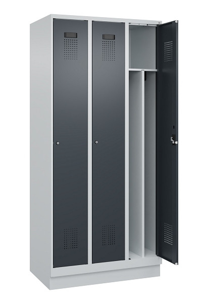 C+P Spind Evolo PLUS, mit Sockel, 3 Abteile, 1950x900x500mm, 7035/7016, Verschluss Zylinderschloss, 049020-30F S10039
