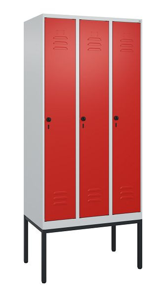 C+P Umkleidespind Classic PLUS mit Mitteltrennwand, Gestell, 3 Abteile, 2120x900x500mm, 7035/3020, Drehriegel, 0800307-30F S10002