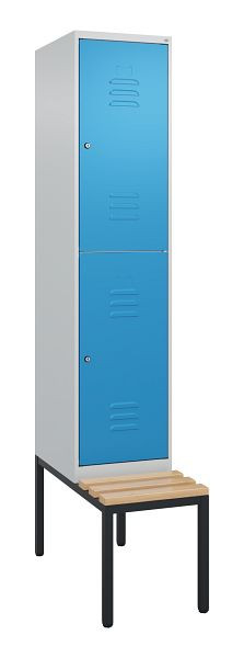 C+P Doppelstöckiger Spind Classic PLUS, 2120x400x815mm, 7035/5012, Zylinderschlösser, Sitzleisten aus Buche, mit untergebauter Sitzbank, 0803507-12 S10094
