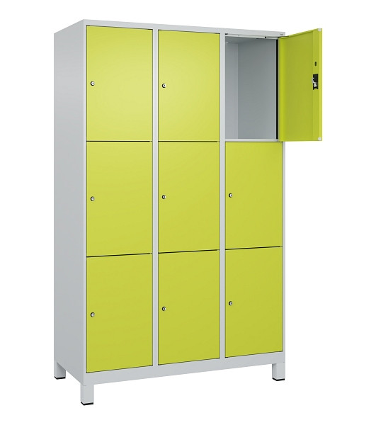C+P Schließfachschrank Evolo PLUS, mit Füßen, 9 Fächer, 1950x1200x500mm, 7035/0, Frontfarbe 1108060 RDS Clowngrün, 049010-323 S10015