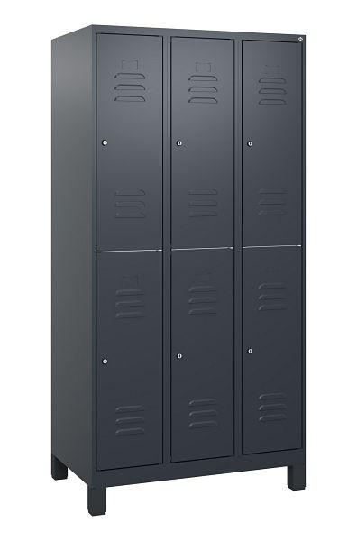 C+P Doppelstöckiger Spind Classic PLUS, Füße, 3 Abteile, 1800x900x500mm, 7016/7016, Zylinderschlösser, 0803107-30 S10027