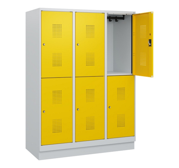 C+P Doppelstöckiger Spind Evolo PLUS, Sockel, 6 Fächer, 1630x1200x500mm, 7035/10, Frontfarbe RAL 1023 Verkehrsgelb, Zylinderschloss, 0493205-32 S10020