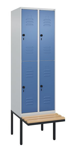 C+P Doppelstöckiger Spind Classic PLUS, 2 Abteile, 2120x600x815mm, 7035/5023, Drehriegel, Sitzleisten aus Buche, schwebende Sitzfläche, 0803407-20 S10005