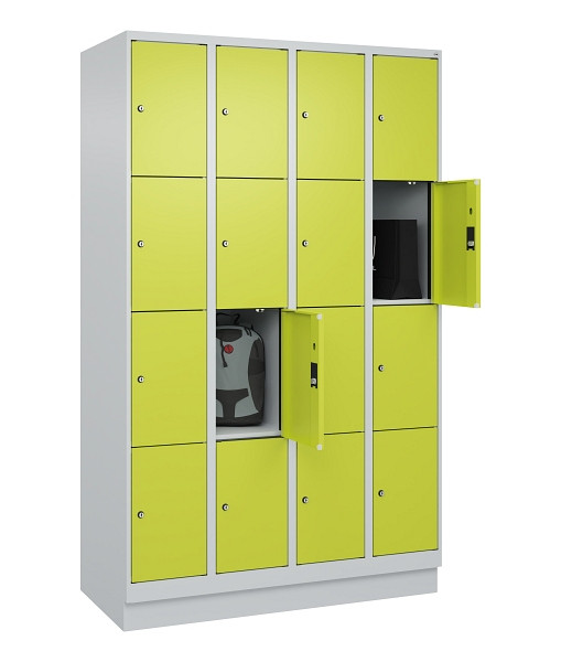 C+P Schließfachschrank Evolo PLUS, mit Sockel, 16 Fächer, 1950x1200x500mm, 7035/1108060 RDS Clowngrün, 049020-404 S10015