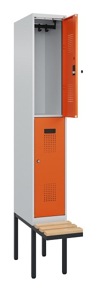 C+P Doppelstock-Spind Evolo PLUS, Bank, 2 Fächer, 2120x300x815mm, 7035/2004, Zylinderschloss, Sitzfläche Buche-Hartholz, 0493407-10 S10029
