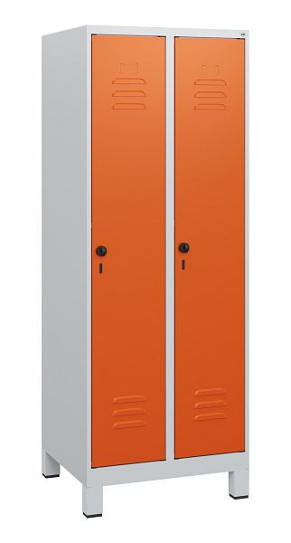C+P Umkleidespind Classic PLUS, Füße, 2 Abteile, 1630x600x500mm, 7035/2004, Drehriegel, 0800105-20 S10030