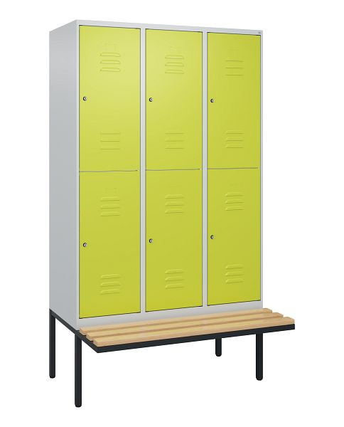 C+P Doppelstöckiger Spind Classic PLUS, 3 Abteile, 2120x1200x815mm, 7035/0024, Zylinderschlösser, Buche-Sitzleisten, Sitzfläche, 0803407-32 S10100