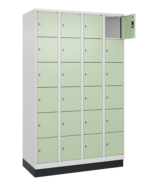 C+P Schließfachschrank Evolo PLUS, mit Sockel, 24 Fächer, 1950x1200x500mm, 9016/6019 Weissgrün, 049020-406 S10019