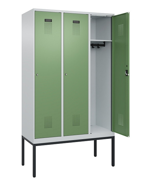 C+P Spind Evolo PLUS, Gestell, 3 Abteile, 2120x1200x500mm, 7035/6011, Verschluss Zylinderschloss, Ablageböden 3, 0490307-32 S10037