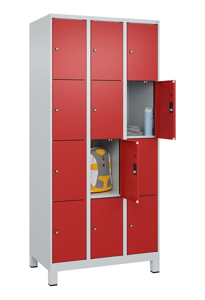 C+P Schließfachschrank Evolo PLUS, mit Füßen, 12 Fächer, 1950x900x500mm, 7035/3, Frontfarbe RAL 3000 feuerrot, 049010-304 S10003