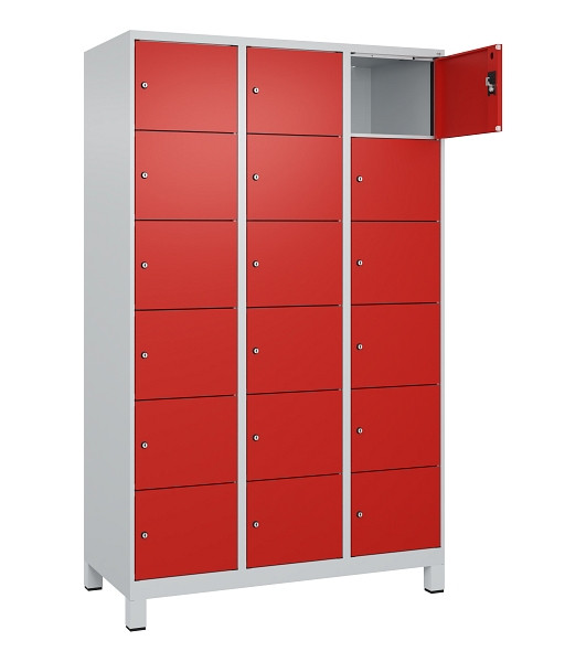 C+P Schließfachschrank Evolo PLUS, mit Füßen, 18 Fächer, 1950x1200x500mm, 7035/3020 Verkehrsrot, 049010-326 S10005