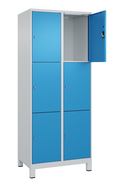 C+P Schließfachschrank Evolo PLUS, mit Füßen, 6 Fächer, 1950x800x500mm, 7035/50, Frontfarbe RAL 5012 Lichtblau, 049010-223 S10007