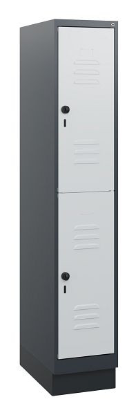 C+P Doppelstöckiger Spind Classic PLUS, Sockel, 1630x300x500mm, 7016/7035, Drehriegel, 0803205-10 S10013