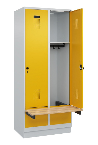 C+P Spind Evolo PLUS, 2 Abteile, 1950x800x815mm, 7035/1004, Drehriegel, Sitzfläche Holz, Sitzbank auskragend Sockel, 049040-22 S10000