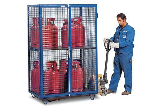 DENIOS Gasflaschenschrank GF 8.19 mit 2-flügeliger Tür, unterfahrbar, 137125