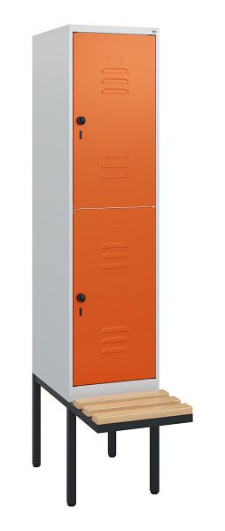 C+P Doppelstöckiger Spind Classic PLUS, 1950x400x815mm, 7035/2004, Drehriegel, Sitzleisten aus Buche, schwebende Sitzfläche, 0803405-12 S10120