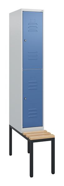 C+P Doppelstöckiger Spind Classic PLUS, 1950x300x815mm, 7035/5023, Zylinderschlösser, Sitzleisten aus Buche, mit untergebauter Sitzbank, 0803505-10 S10035