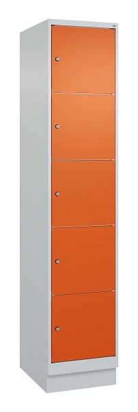 C+P Schließfachschrank Classic PLUS, Sockel, 1950x400x500mm, 7035/2004, mit 5 Fächern, 080020-125 S10018