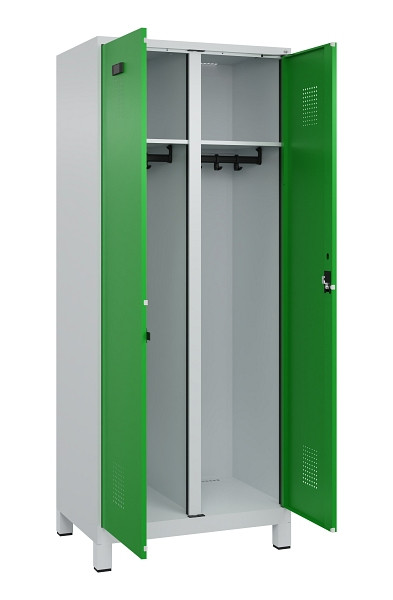 C+P Schwarz-Weiß-Spind Evolo PLUS, mit Füßen, 2 Abteile, 1950x800x500mm, 7035/6, RAL 6037 Reingrün, Zylinderschloss, 049012-22 S10038