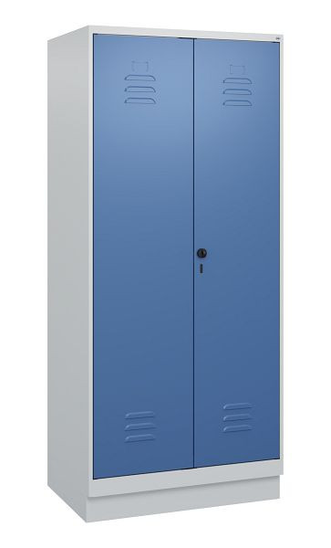 C+P Umkleidespind Classic PLUS SW, Sockel, 2 Abteile, 1800x800x500mm, 7035/5023, Drehriegel, 0800227-22 S10005