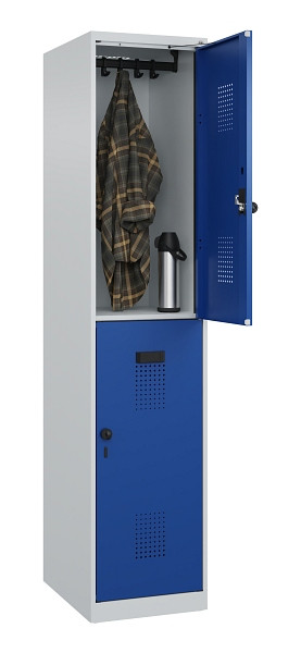C+P Doppelstöckiger Spind Evolo PLUS, 2 Fächer, 1850x400x500mm, 7035/5010, Drehriegel, 049300-12 S10006