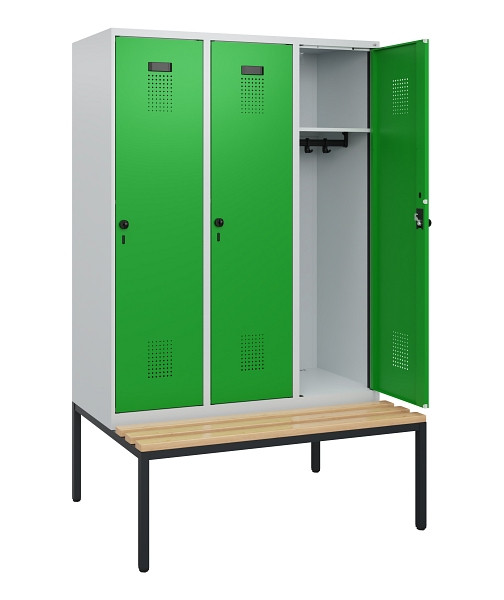 C+P Spind Evolo PLUS, 3 Abteile, 1950x1200x815mm, 7035/6037, Drehriegel, Sitzfläche Buche-Hartholz, Sitzbank, 0490505-32 S10011