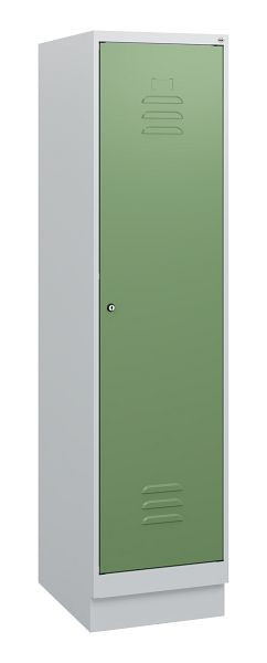 C+P Umkleidespind Classic PLUS, Sockel, 1630x400x500mm, 7035/6011, Zylinderschloss, 0800205-12 S10021