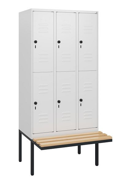 C+P Doppelstöckiger Spind Classic PLUS, 3 Abteile, 1950x900x815mm, 9016/9016, Drehriegel, Sitzleisten aus Buche, schwebende Sitzfläche, 0803405-30 S10014