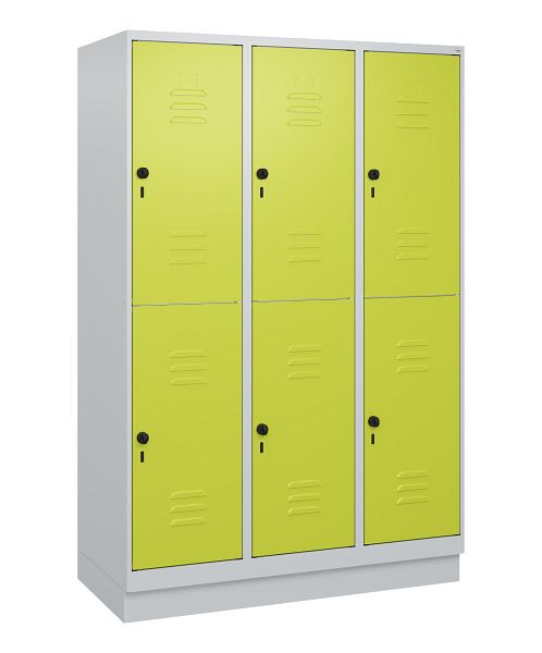 C+P Doppelstöckiger Spind Classic PLUS, Sockel, 3 Abteile, 1800x1200x500mm, 7035/0024, Drehriegel, 0803207-32 S10010