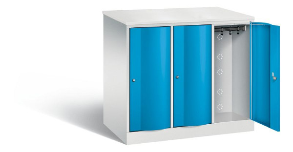 C+P XL-Schließfachschrank Resisto, H1077xB1148xT640mm, Farbe: Lichtgrau / Lichtblau, 8271-373 S10053