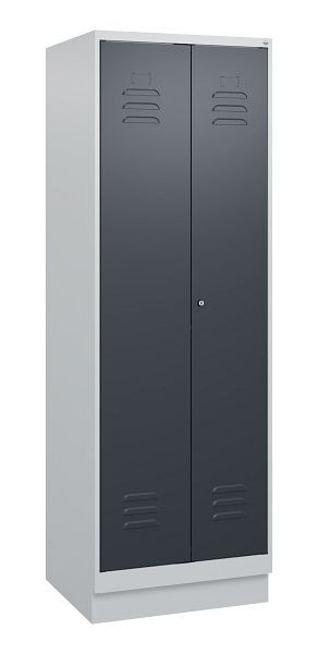 C+P Umkleidespind Classic PLUS SW, Sockel, 2 Abteile, 1800x600x500mm, 7035/7016, Zylinderschloss, 0800227-20 S10023