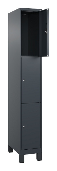 C+P Schließfachschrank Evolo PLUS, mit Füßen, 3 Fächer, 1950x300x500mm, 7016/70, Frontfarbe RAL 7016 Anthrazitgrau, 049010-103 S10016
