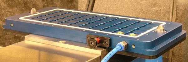 Mitee-Bite Grund-Platte VM100 mit Sicherheitsschalter und erforderlichen Schläuchen sowie 4 Stück Spannklemmen, X45375