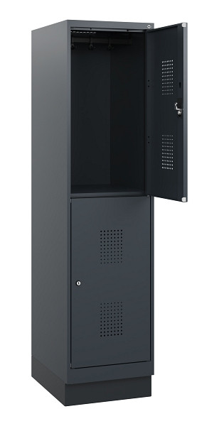 C+P Doppelstöckiger Spind Evolo PLUS, Sockel, 2 Fächer, 1630x400x500mm, 7016/701, Zylinderschloss, 0493205-12 S10043
