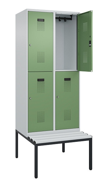 C+P Doppelstock-Spind Evolo PLUS, Bank, 4 Fächer, 2120x800x815mm, 7035/6011, Zylinderschloss, Sitzfläche Kunststoff, Sitzbank, 0493507-22 S10118