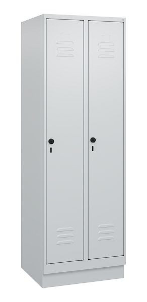 C+P Umkleidespind Classic PLUS mit Mitteltrennwand, Sockel, 2 Abteile, 1800x600x500mm, 7035/7035, Drehriegel, 0800207-20F S10009