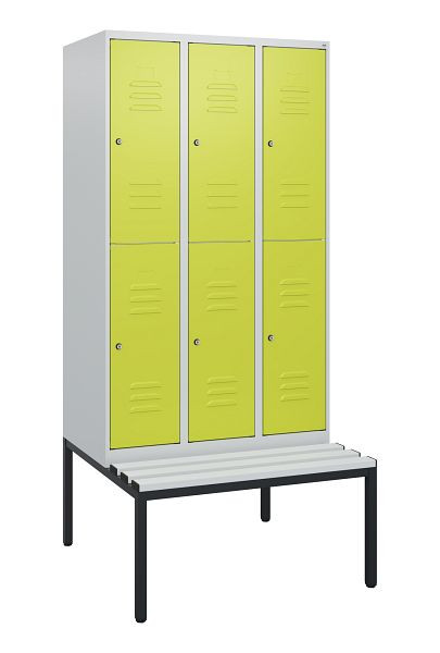 C+P Doppelstöckiger Spind Classic PLUS, 3 Abteile, 1950x900x815mm, 7035/0024, Zylinderschlösser, mit untergebauter Sitzbank, 0803505-30 S10085