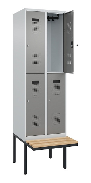 C+P Doppelstock-Spind Evolo PLUS, Bank, 4 Fächer, 2120x600x815mm, 7035/0004, Zylinderschloss, Sitzfläche Buche-Hartholz, 0493407-20 S10041