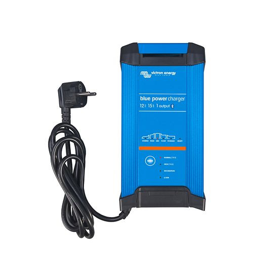Victron Energy Batterieladegerät Blue Smart IP22 Charger 12/15 (3), 1-67-010600, BPC121544002
