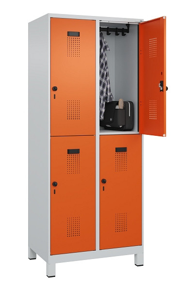 C+P Doppelstöckiger Spind Evolo PLUS, mit Füßen, 4 Fächer, 1950x800x500mm, 7035, Frontfarbe RAL 2004 Reinorange, Drehriegel, 049310-22 S10002