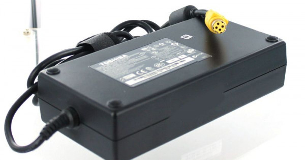 AGI Original Netzteil für TOSHIBA QOSMIO X300-161, 88730