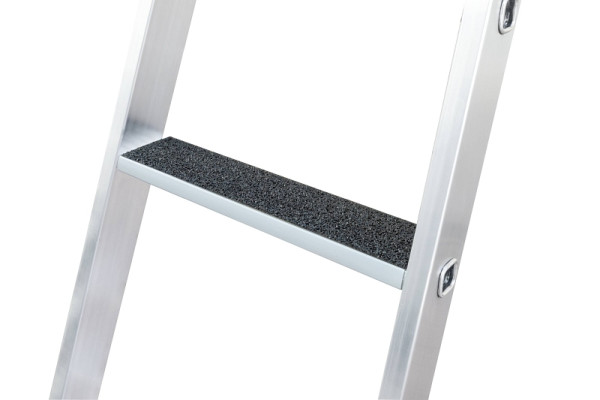 Munk Günzburger Steigtechnik Nachrüstsatz clip-step R13 für Einsteckteil für Plattformleiter steckbar plus 2 Stufen, 041616